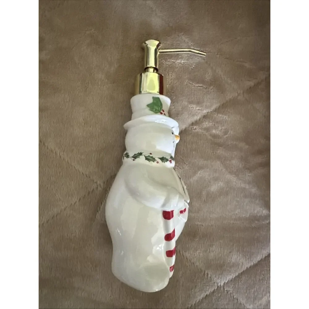 LENOX Snowman HAPPY HOLLY DAYS Soap Dispenser 8.5